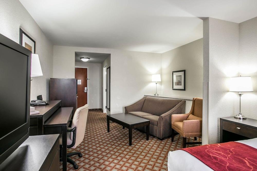 Comfort Suites Columbia Northeast - Fort Jackson Esterno foto