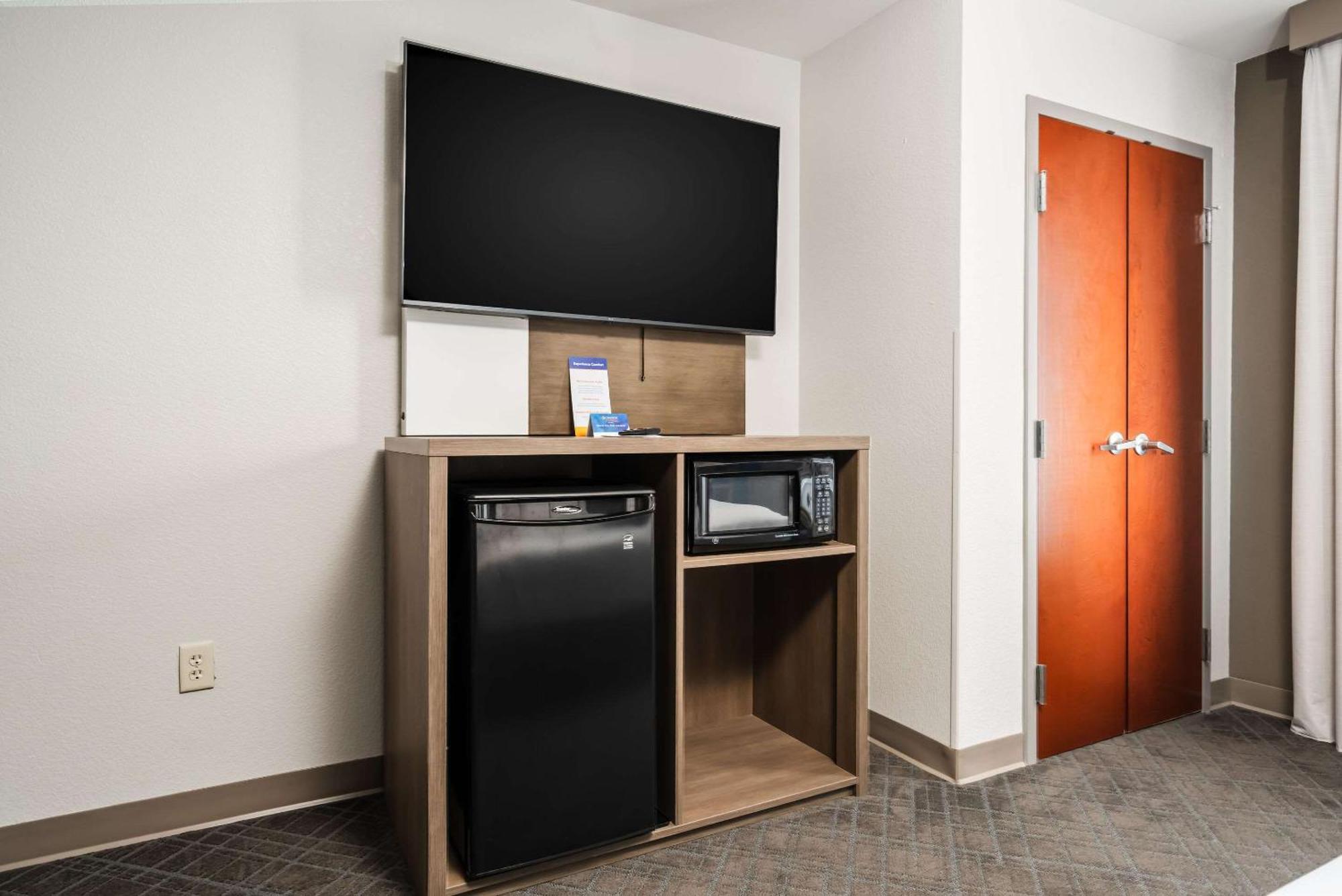 Comfort Suites Columbia Northeast - Fort Jackson Esterno foto