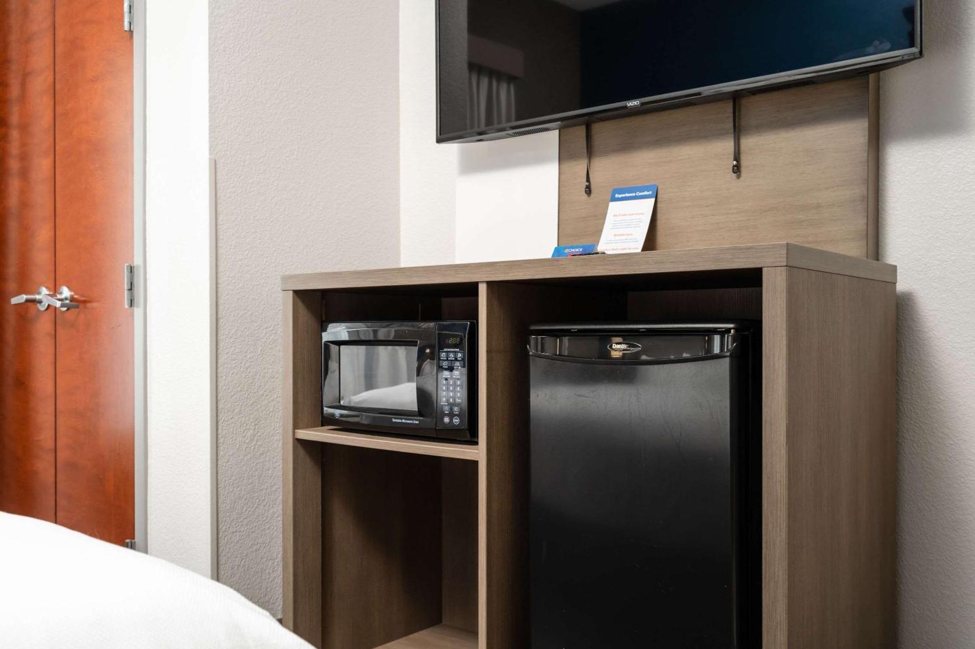 Comfort Suites Columbia Northeast - Fort Jackson Esterno foto