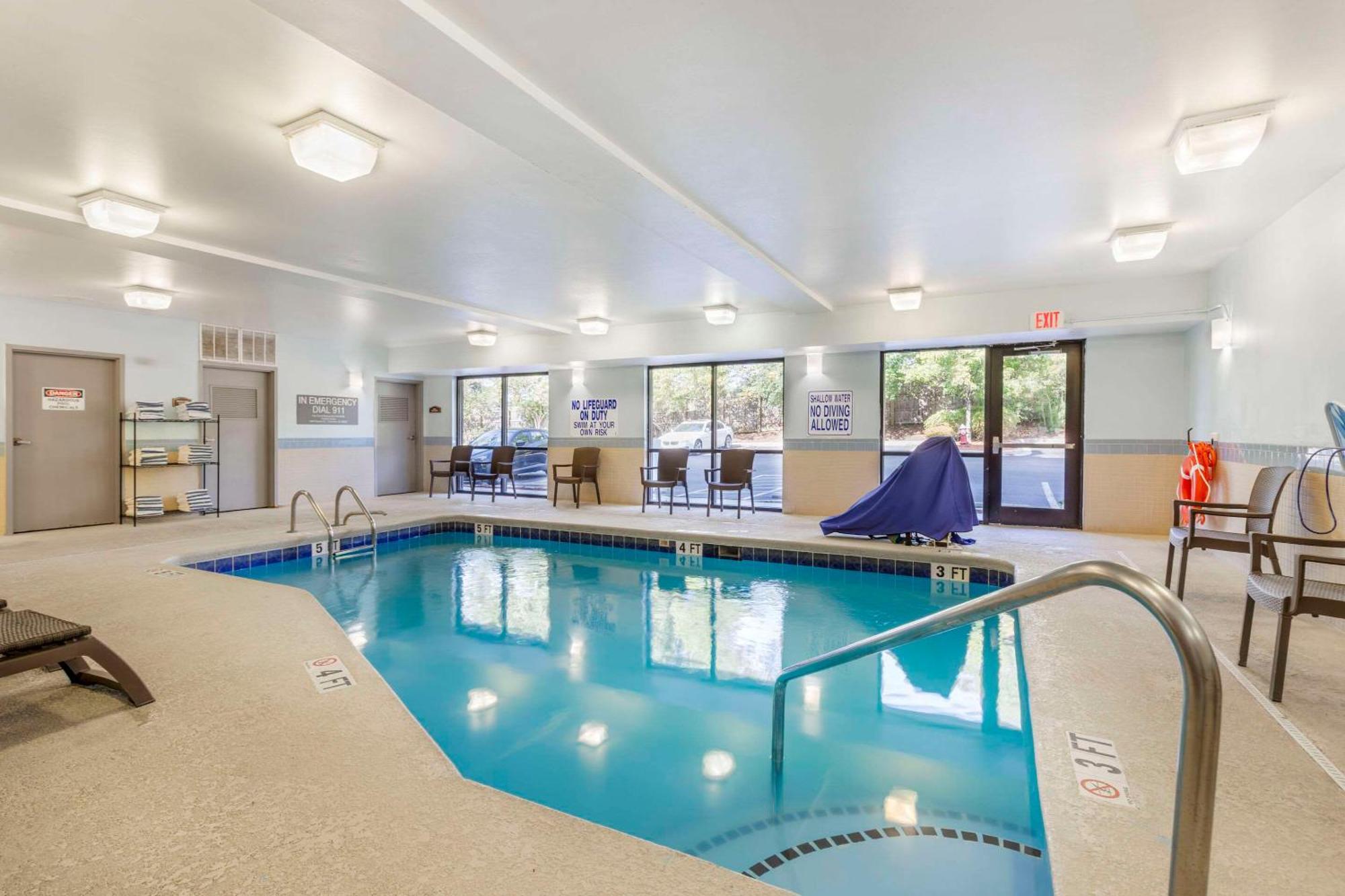 Comfort Suites Columbia Northeast - Fort Jackson Esterno foto